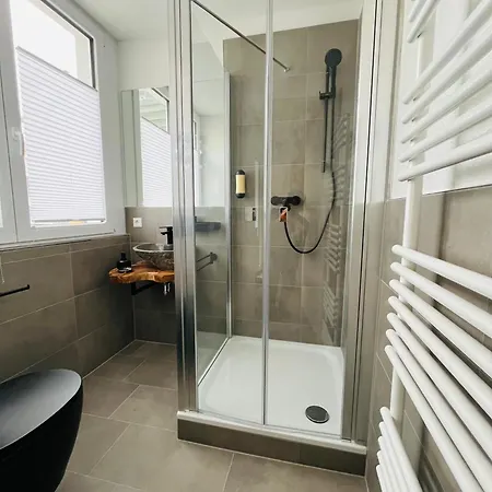 Black Forest Mit Kostenlosem Parkplatz Φράιμπουργκ