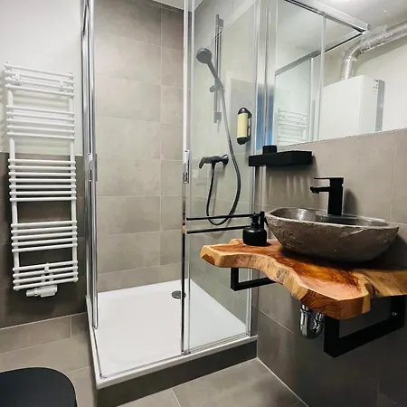 Black Forest Mit Kostenlosem Parkplatz